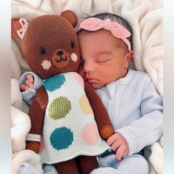 CUDDLE + KIND Ivy the Bear 13” Hand Knit Stuffee Animal - Picture 5 of 8